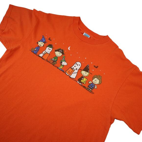 Vintage Peanuts Halloween Graphic T Shirt - Picture 3 of 9
